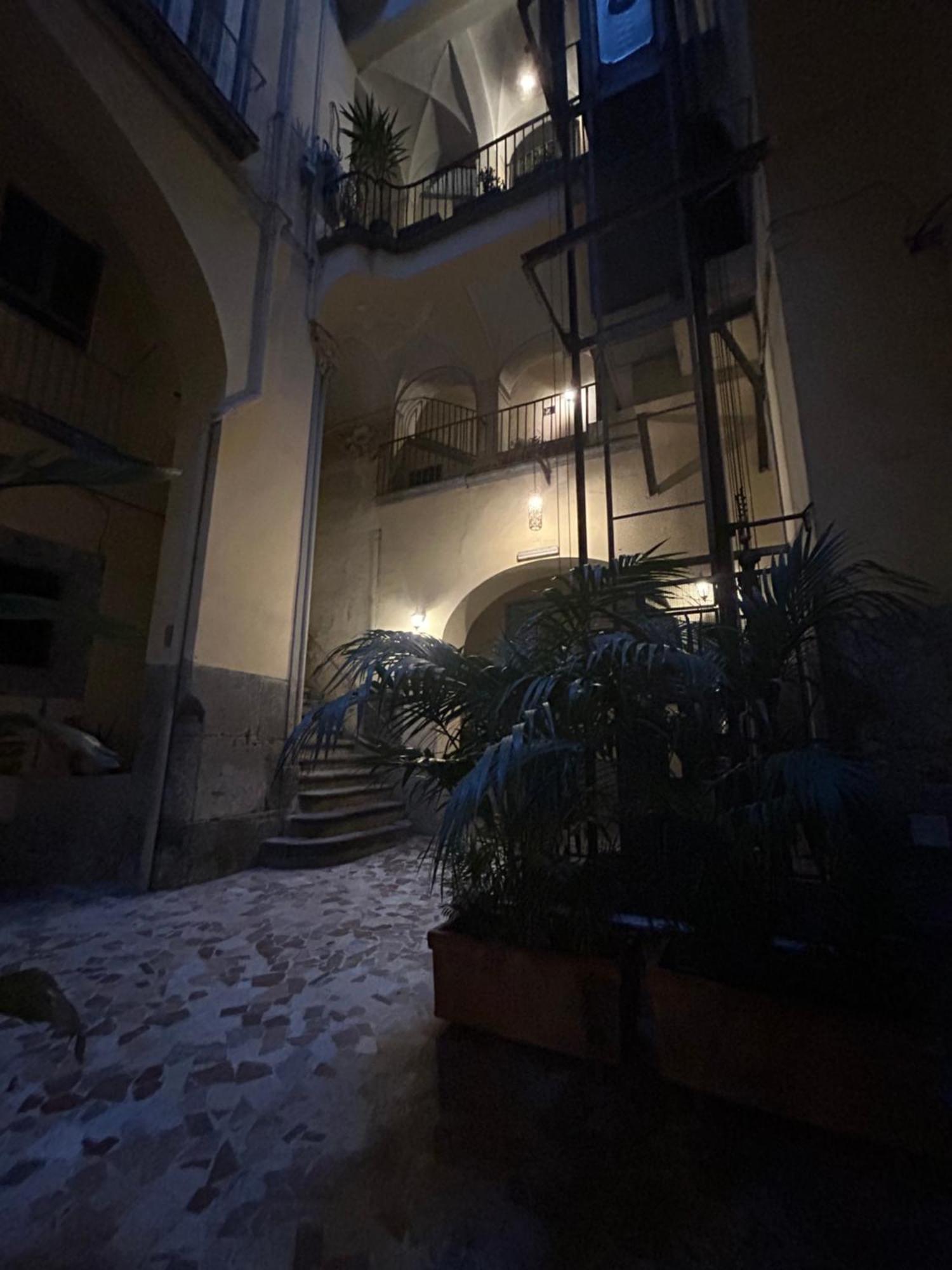 Anni Apartment Chiaia Neapol Exteriér fotografie