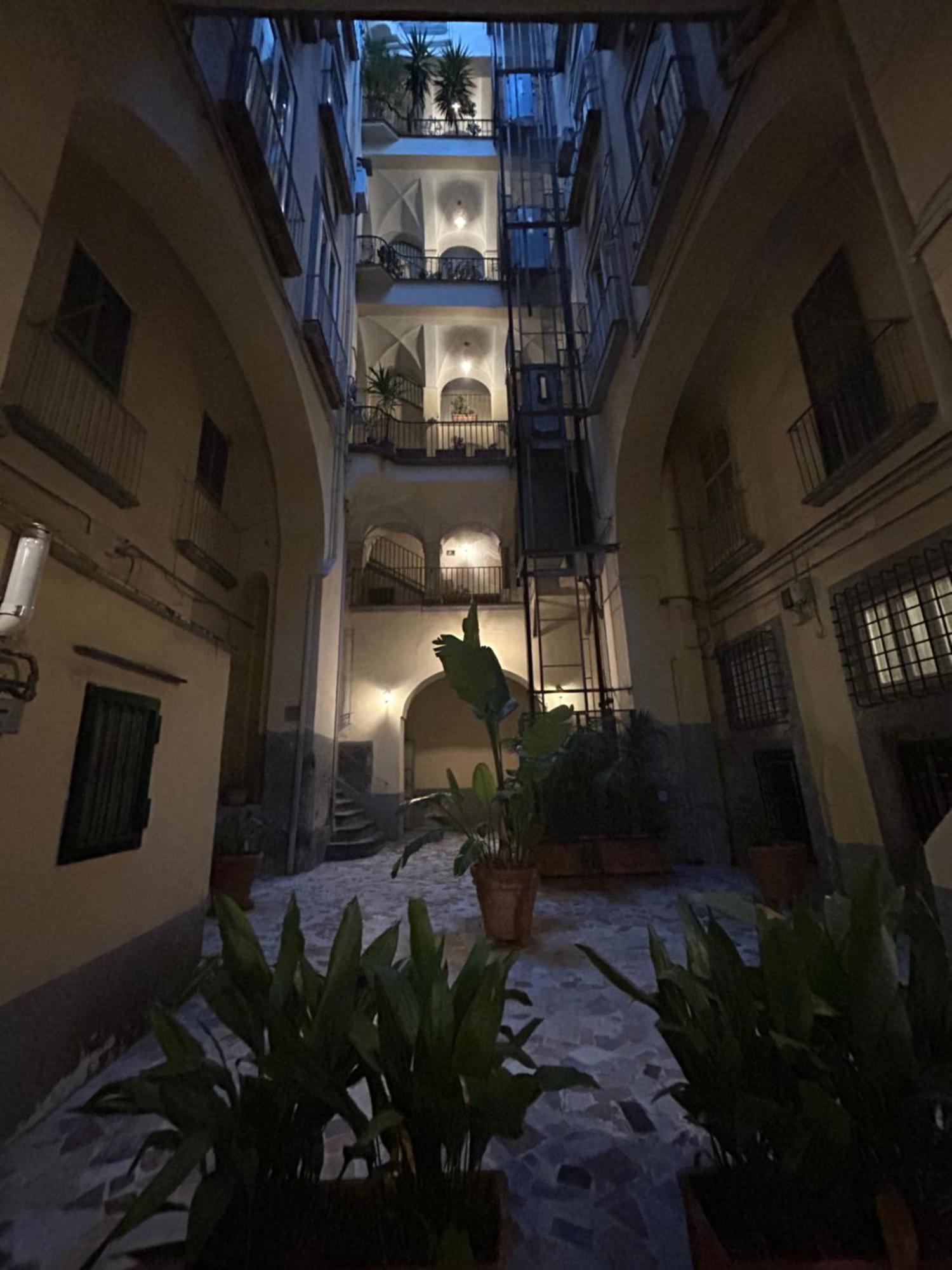 Anni Apartment Chiaia Neapol Exteriér fotografie